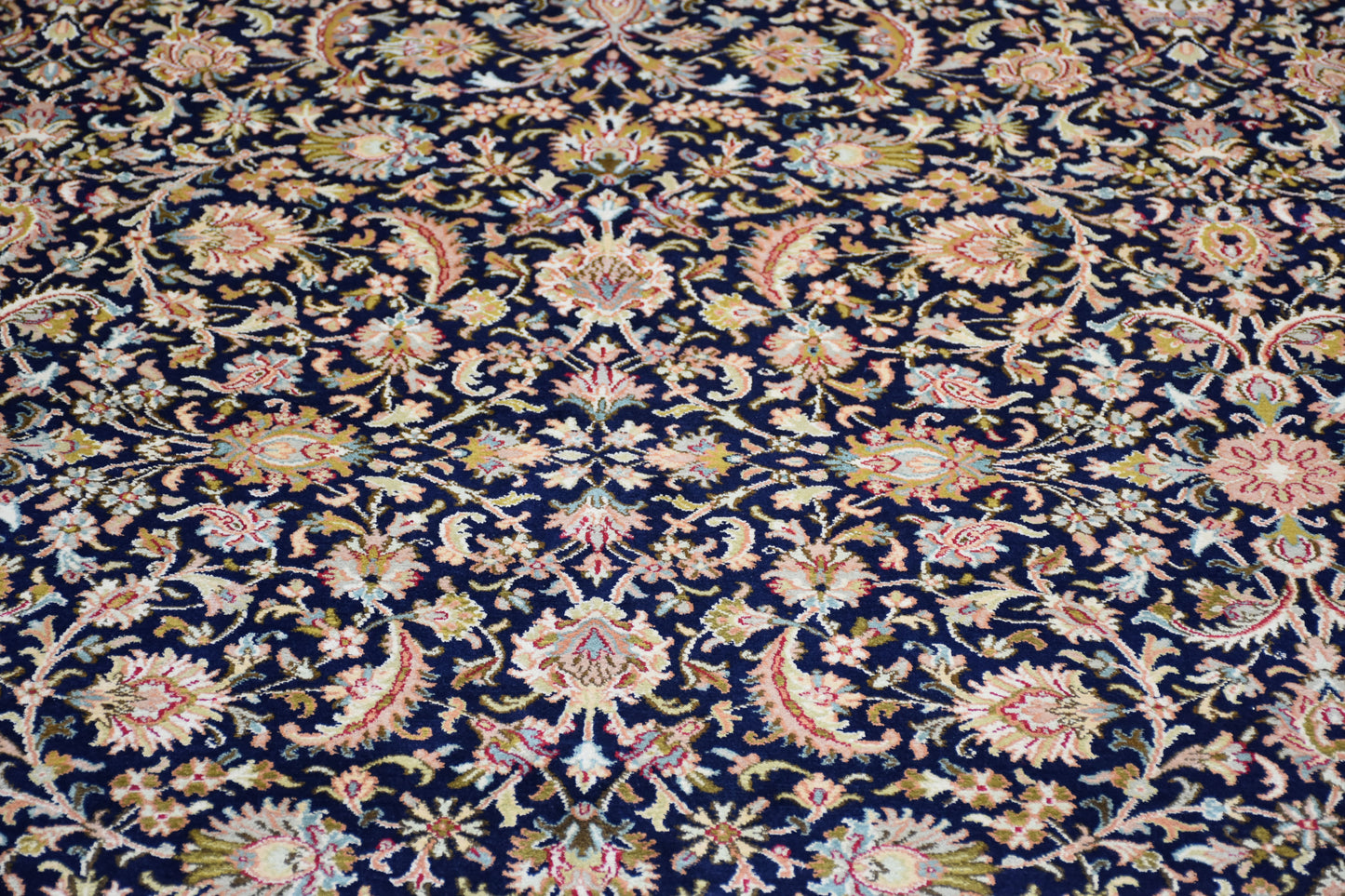 Allover 5419 Multi 276cm x 368cm (B.No. 432)