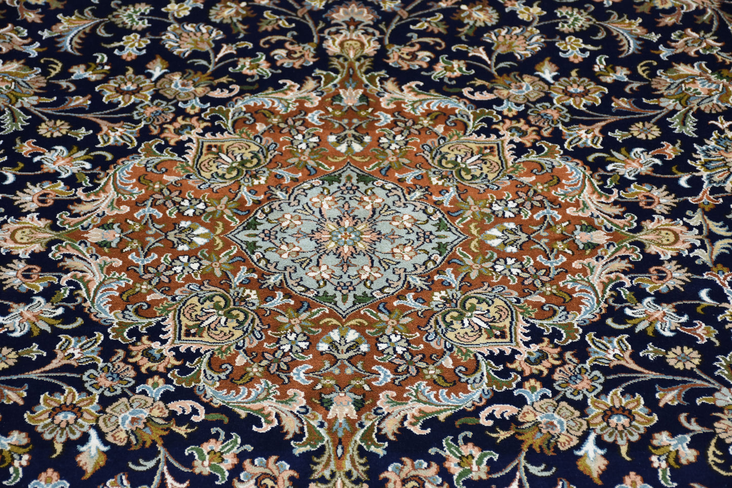 Kashan 8813 Multi 242cm x 341cm (B.No. 399)
