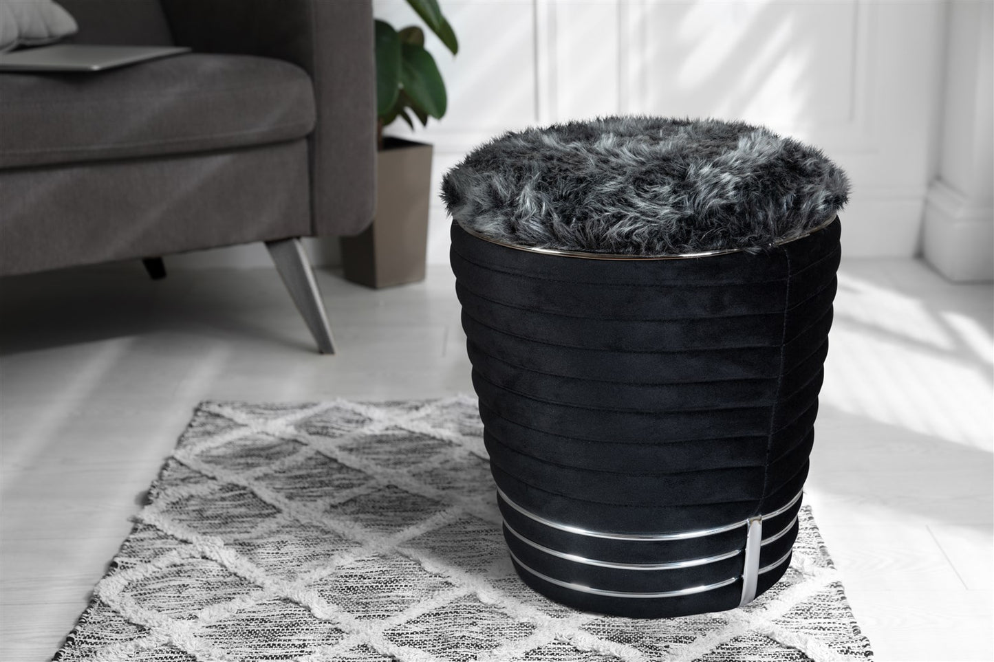 Hocker Doric 325