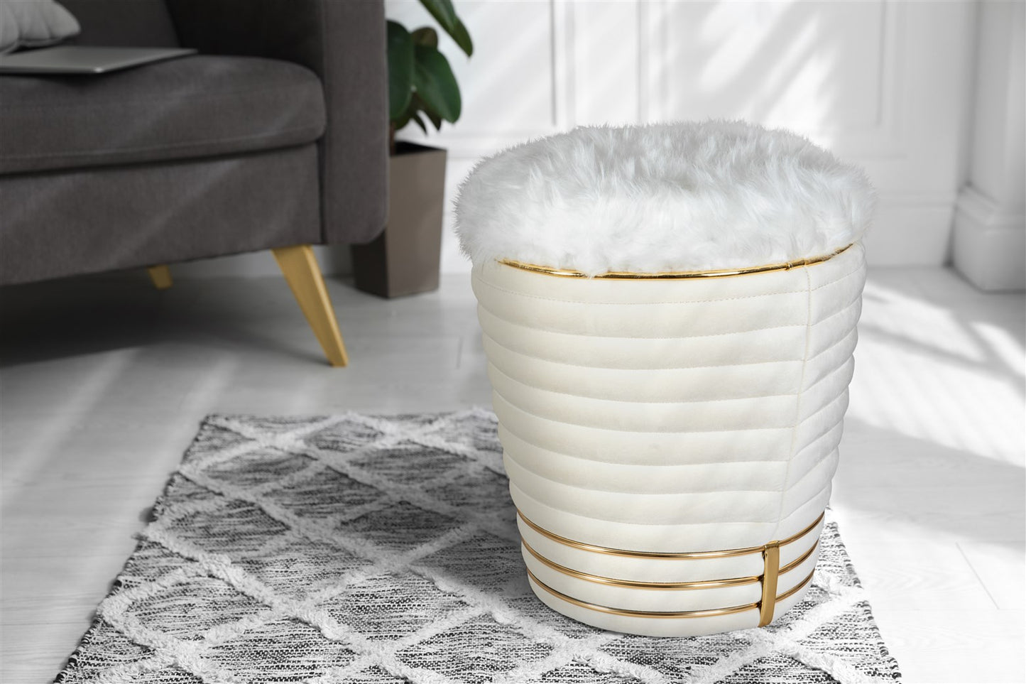 Hocker Doric 325