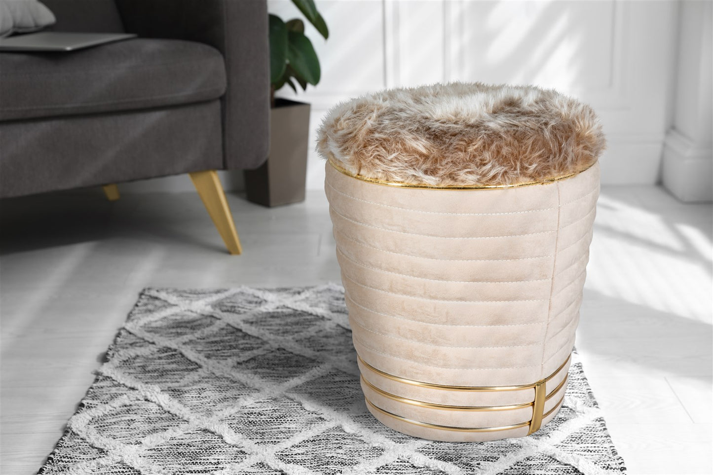 Hocker Doric 325