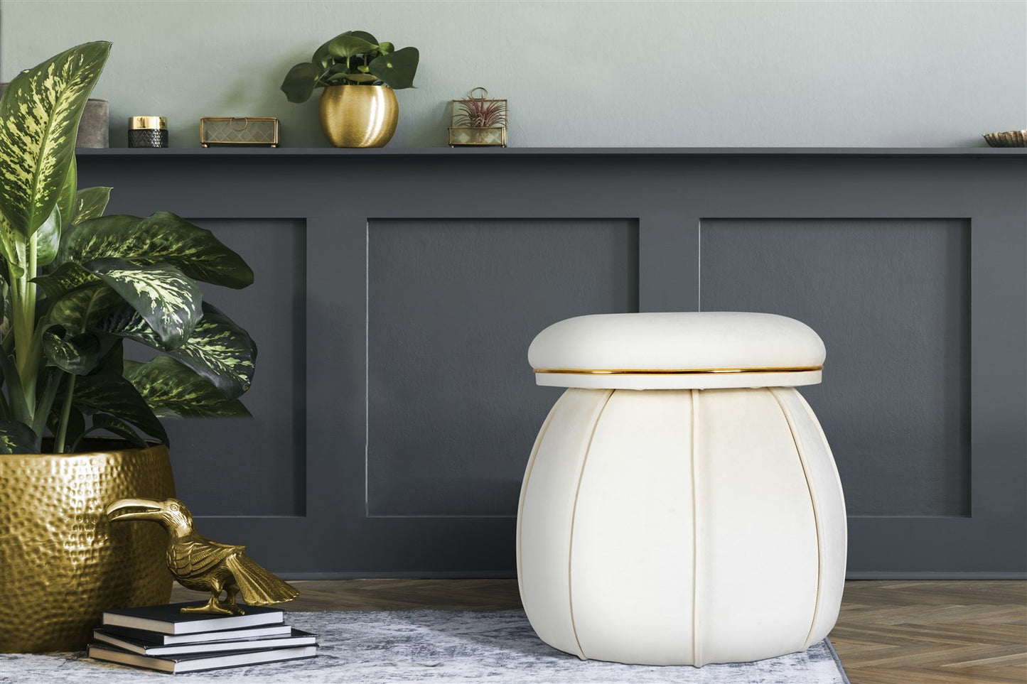 Hocker Corin 125