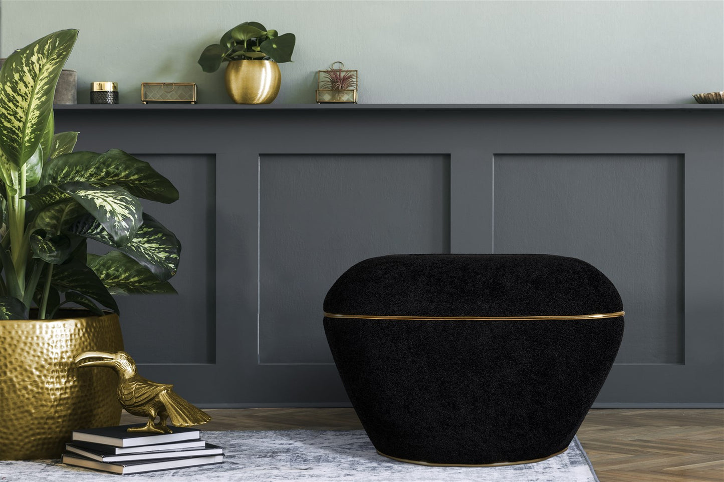 Hocker Contessa 135