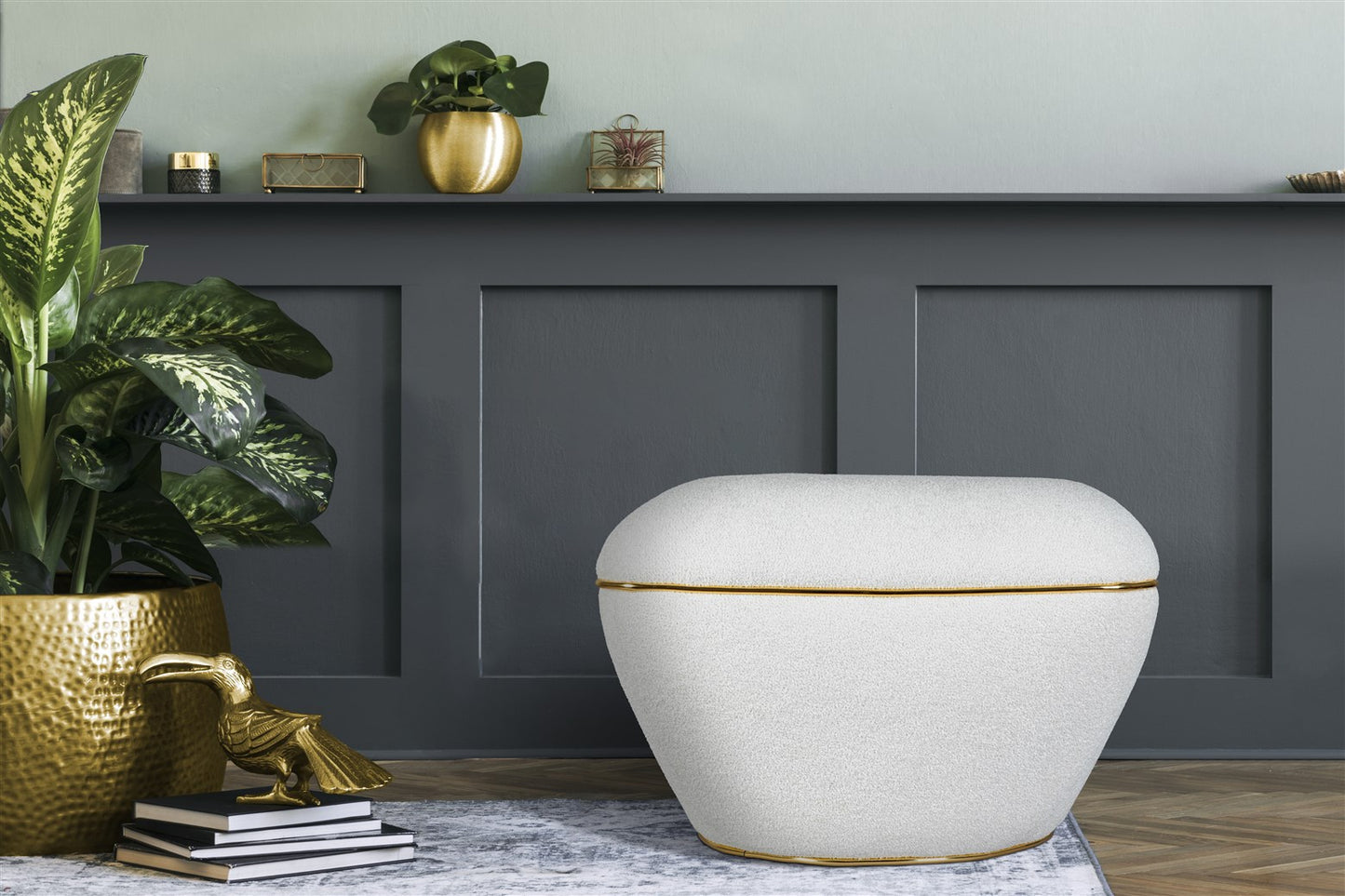 Hocker Contessa 135