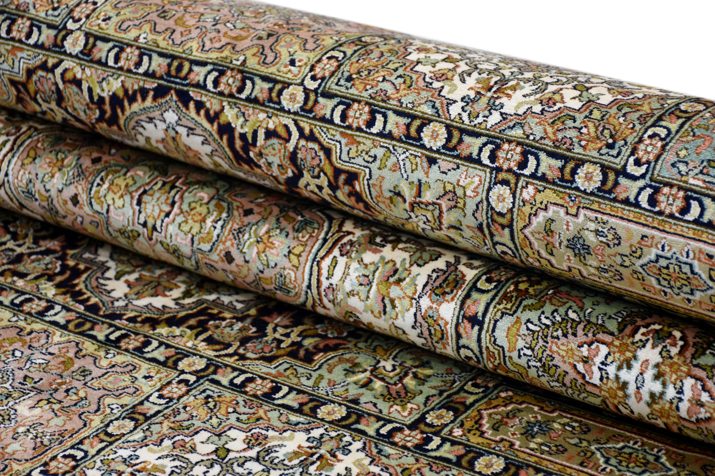 Kashan 6942 Multi 198cm x 302cm (B.No. 370)