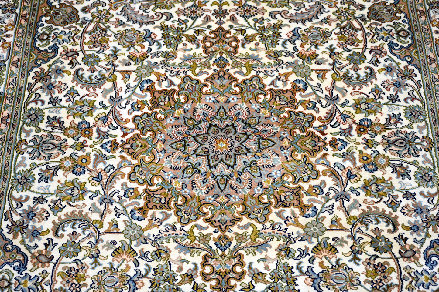 Kashan 12489 Multi 125cm x 182cm (B.No. 219)