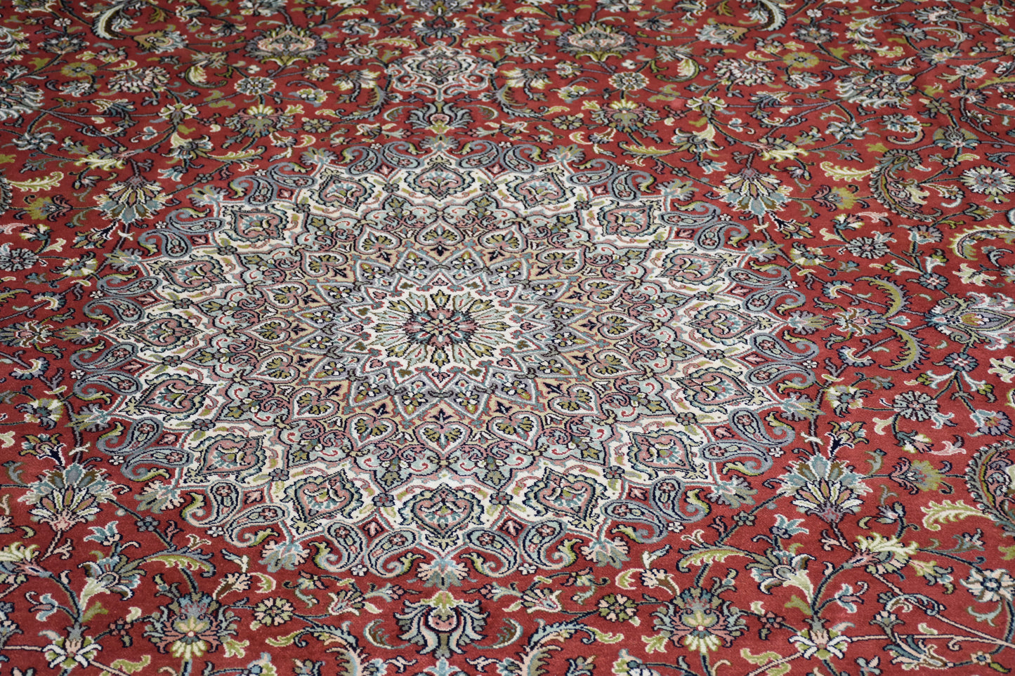 Kashan 8379 Multi 271cm x 364cm (B.No. 433)