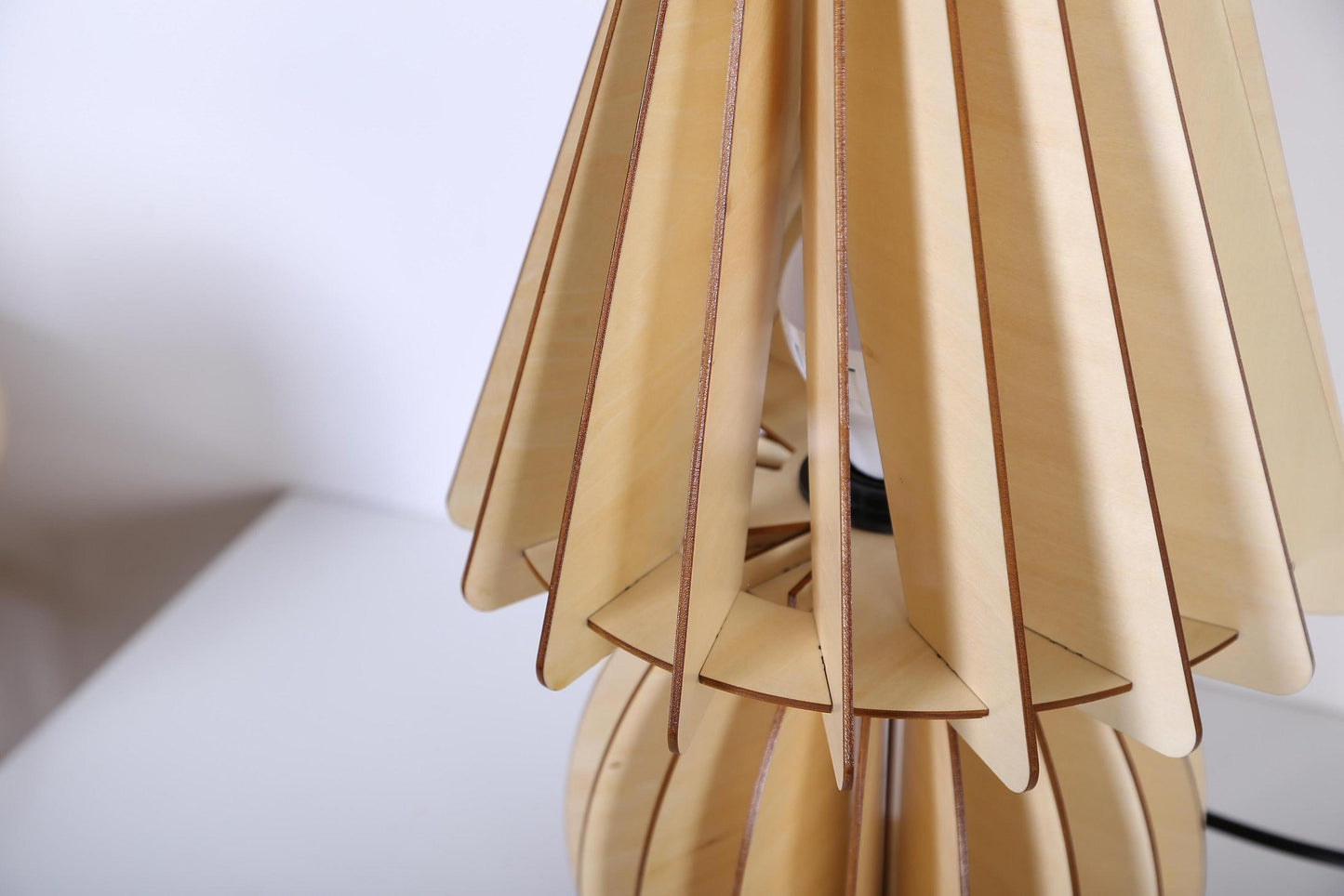 Tischlampe Gino Holz