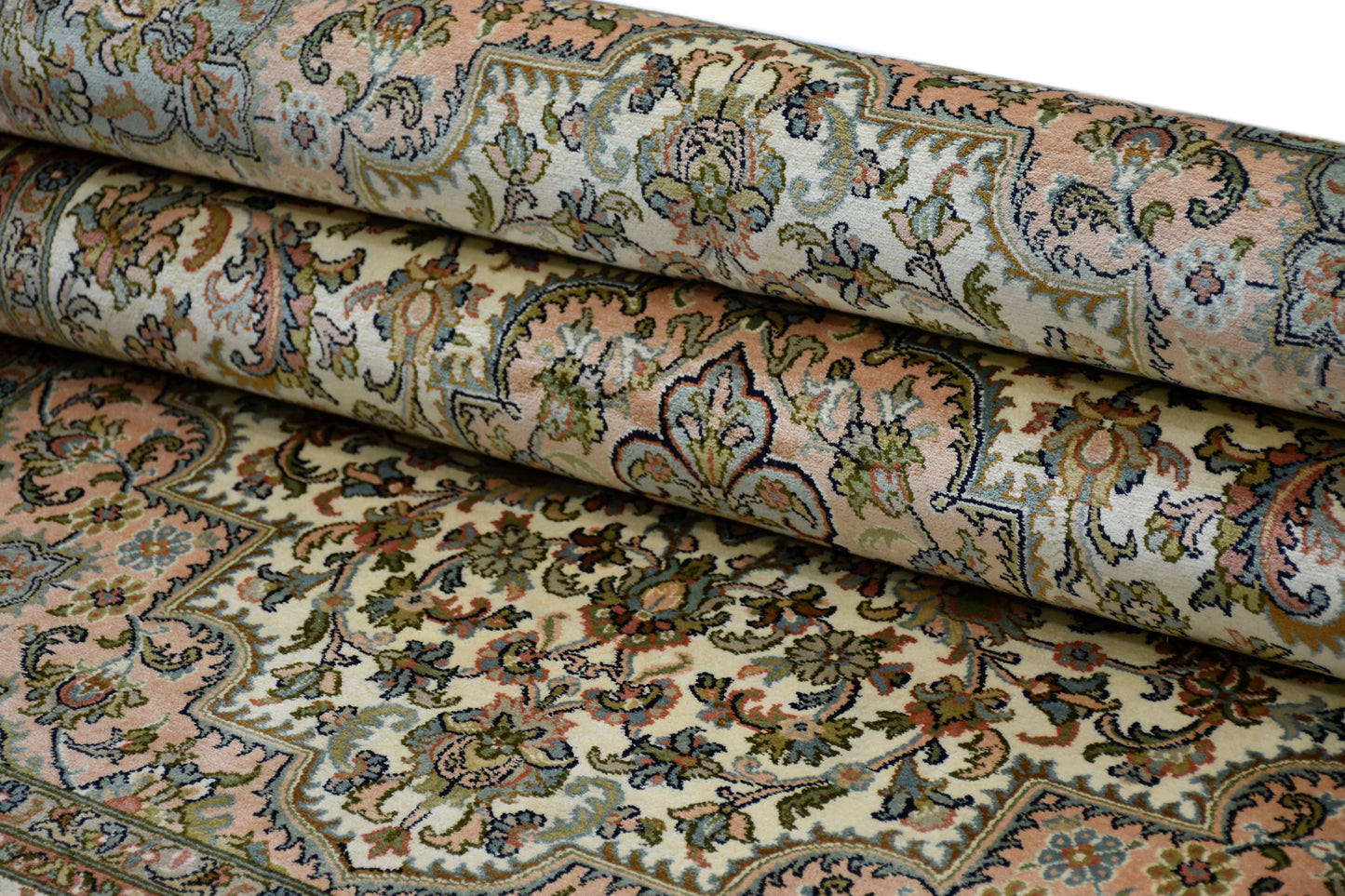 Kashan 9422 Multi 122cm x 182cm (B.No. 149)