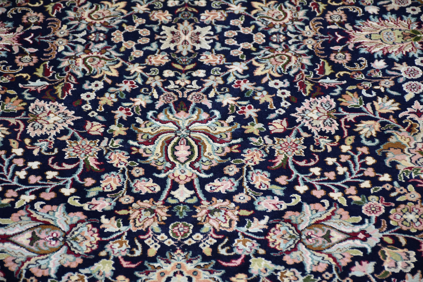 Allover 3951 Multi 281cm x 377cm (B.No. 430)