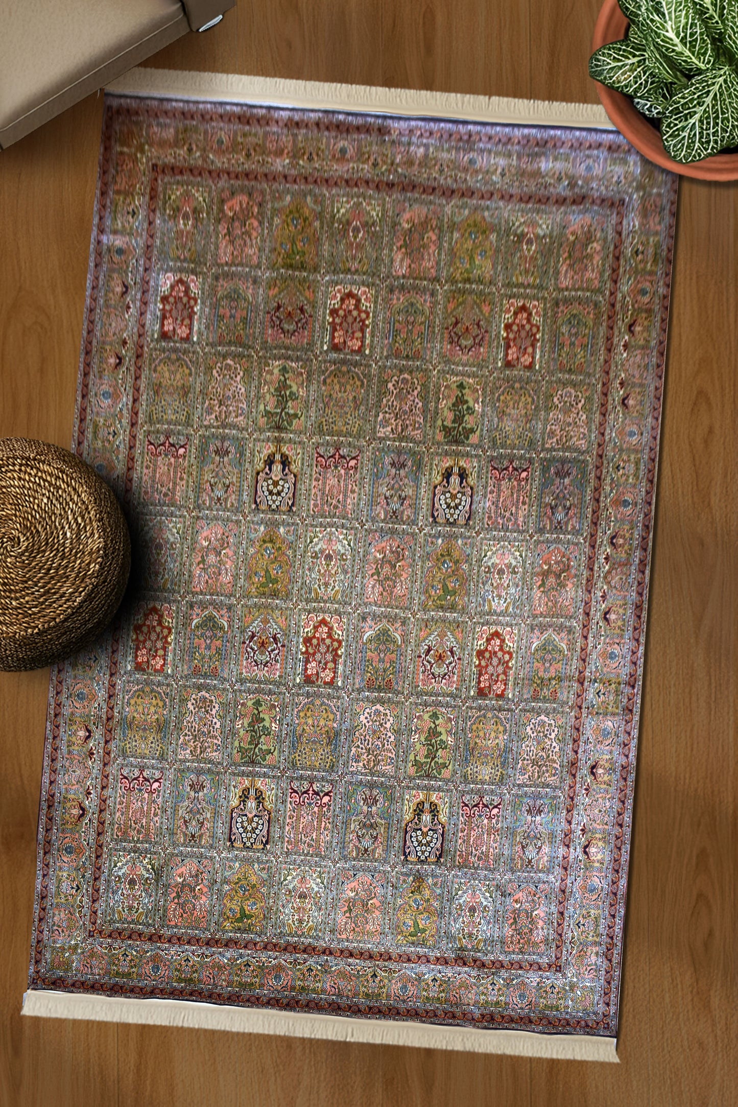 Hamadan 163 Multi 304cm x 422cm (B.No. 441)