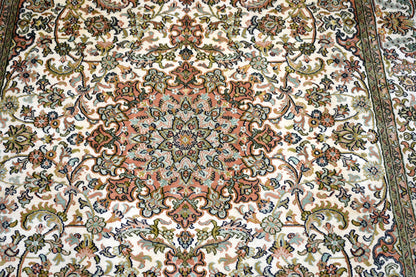 Kashan 8871 Multi 124cm x 198cm (B.No. 133)