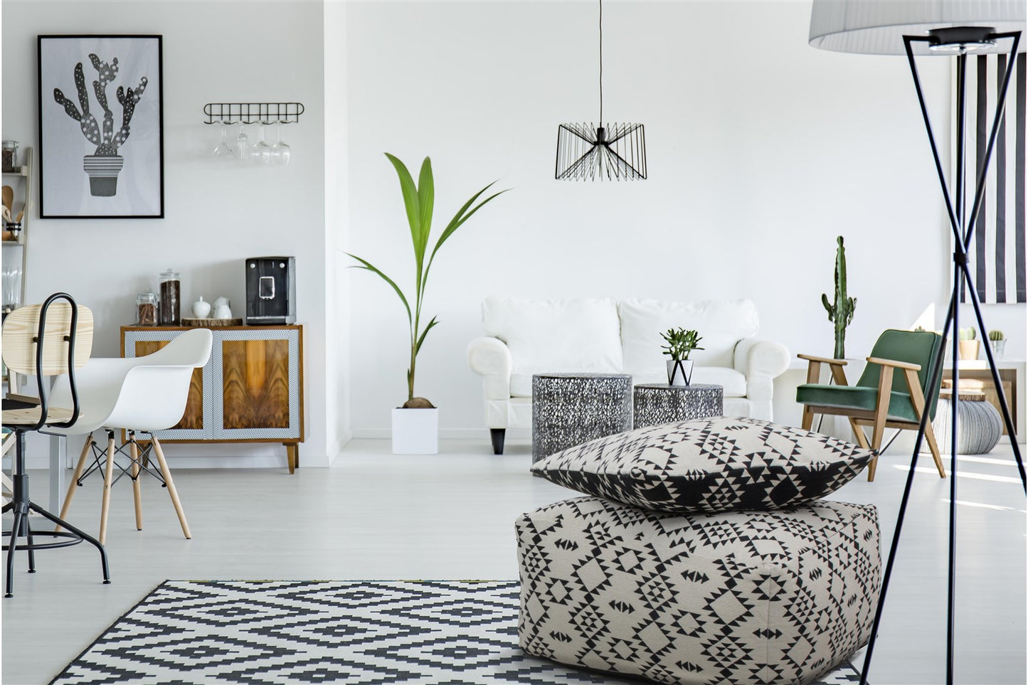 Unwind Pouf & Cushion Set 160