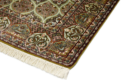 Kashan 9530 Multi 121cm x 186cm (B.No. 239)